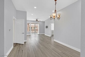 Building Photo - 31 E Agate Ave