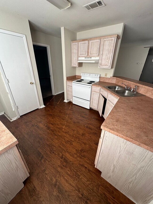Building Photo - READY TO MOVE?? MOVE IN SPECIAL $250.00 OF...