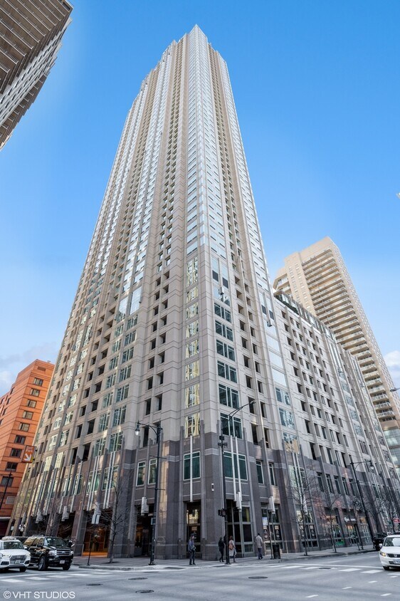 Foto principal - 33 W Ontario St