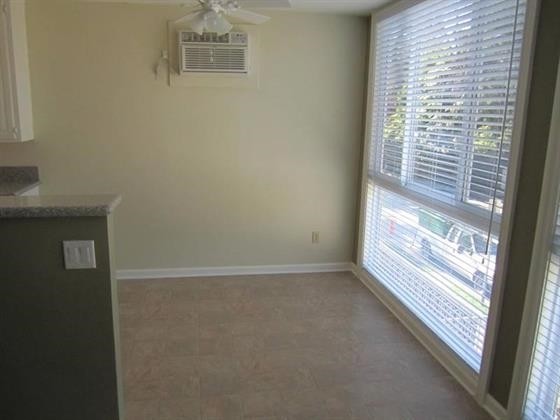 Building Photo - 414 S Rose