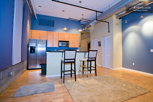 Foto principal - 2144 Curtis St