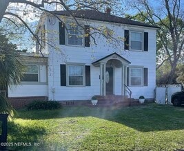 Building Photo - 1924 Arcadia Pl