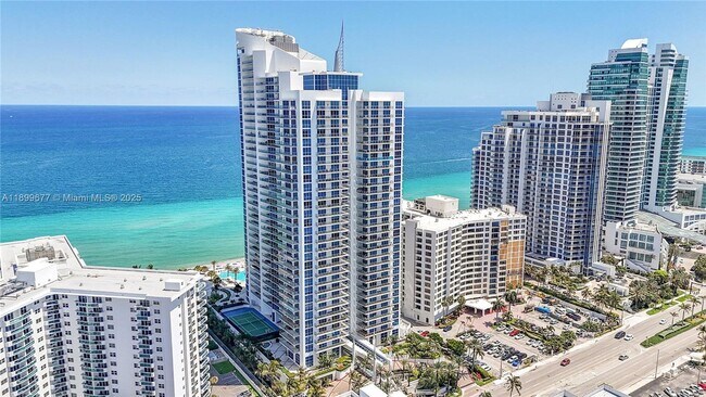 Building Photo - 3101 S Ocean Dr