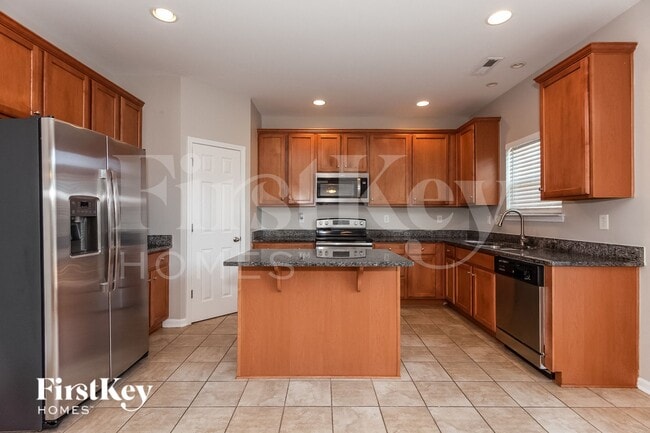 Building Photo - 8524 Ridgeline Ln