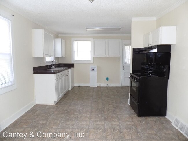 Building Photo - 3 br, 1.5 bath House - 216 Arbor Drive