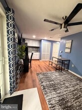 Building Photo - 311 Kings Crest Dr