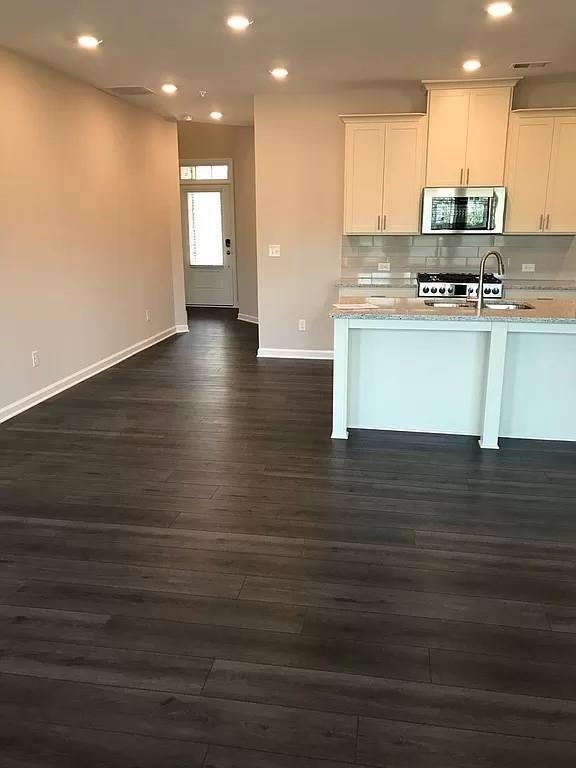 Foto del edificio - 1302 Endicott Ct