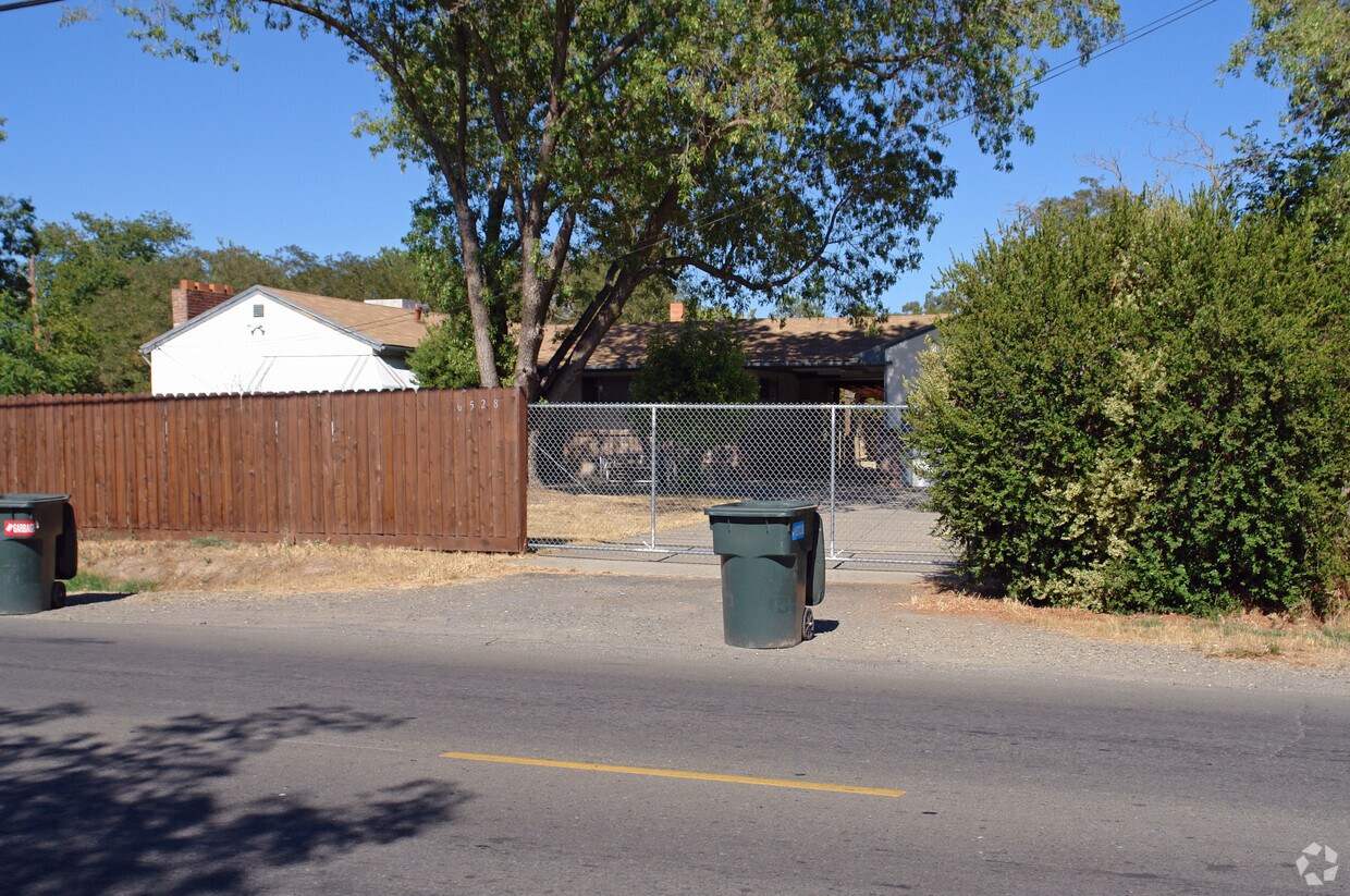 Primary Photo - 6528 32nd St