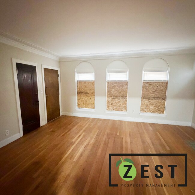 Foto del edificio - 4336-4338 Buena Vista St