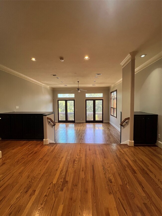Foto del edificio - 2330 Camden Dr