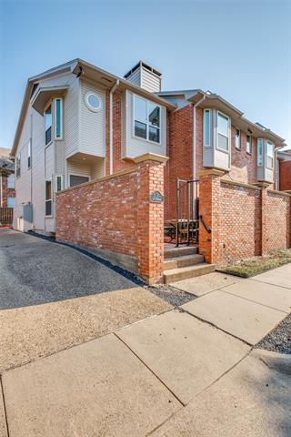 Foto principal - 3400 Normandy Ave