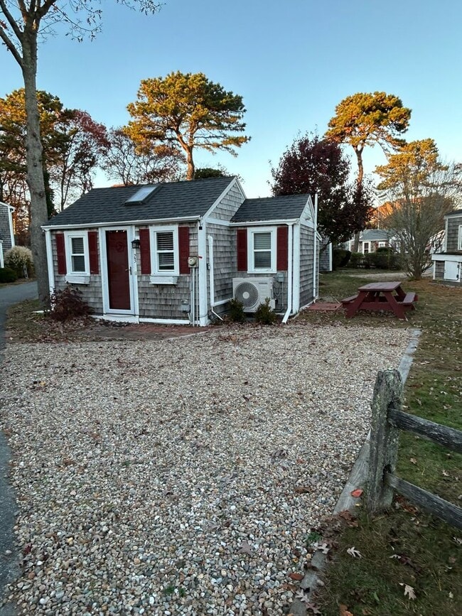 Building Photo - Beachwood Condominiums - Unit 23
