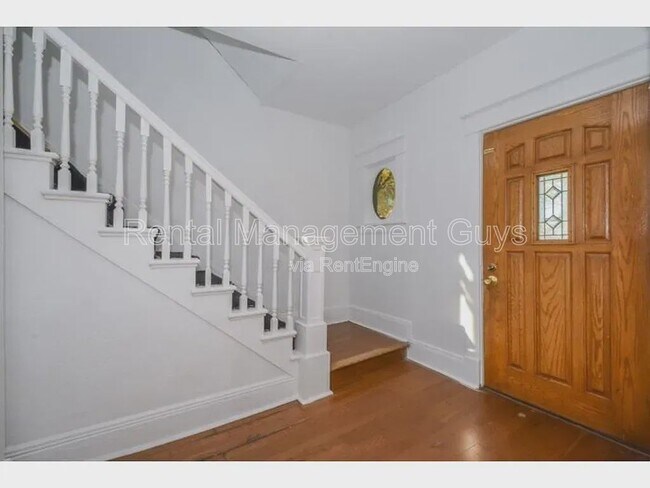 Foto del edificio - 650 Central Ave W