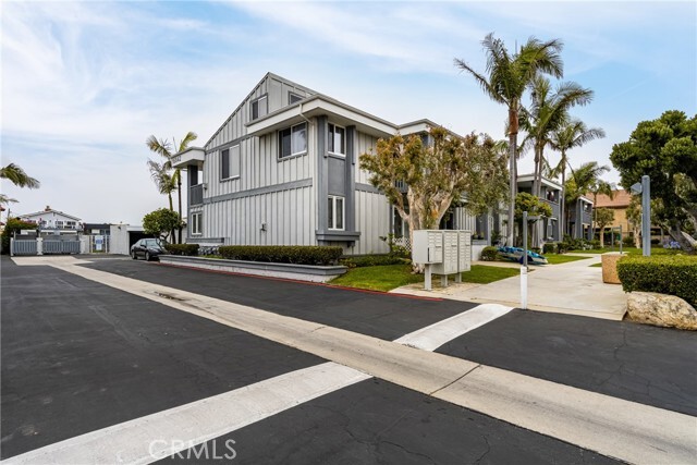 Foto principal - 16842 Pacific Coast Hwy