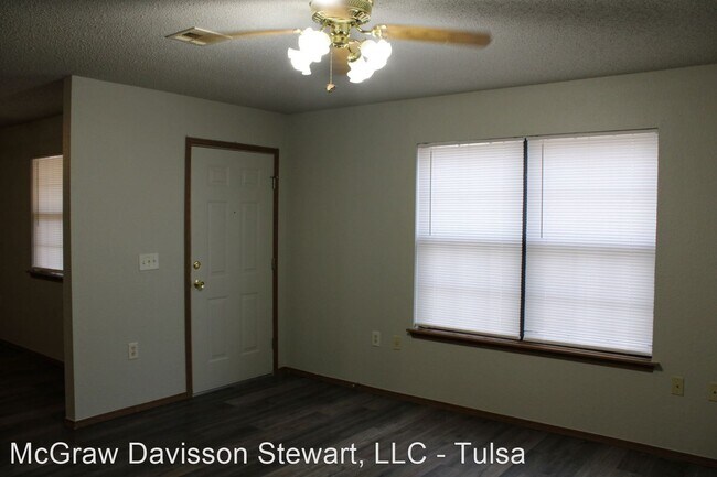 Building Photo - 3 br, 2 bath House - 705 W. 19th St. S.