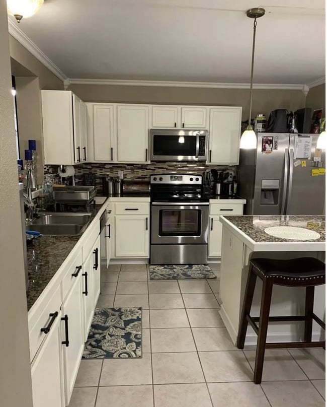 Building Photo - Luxurious 3 bedroom 2 bath home in the Heart of Baton Rouge!