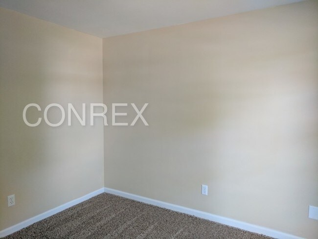 Foto del edificio - 7119 Troy Manor Rd