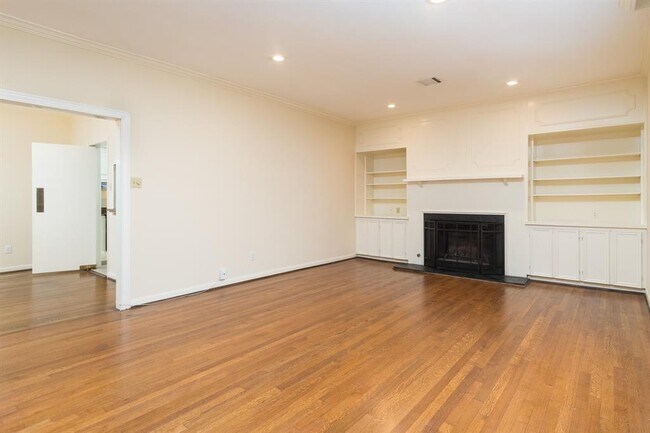 Foto del edificio - 2313 Swift Blvd