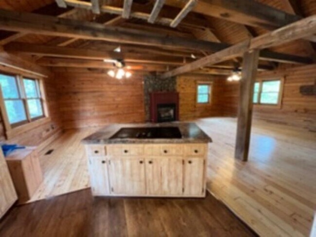 Building Photo - 4079 Co Rd 55