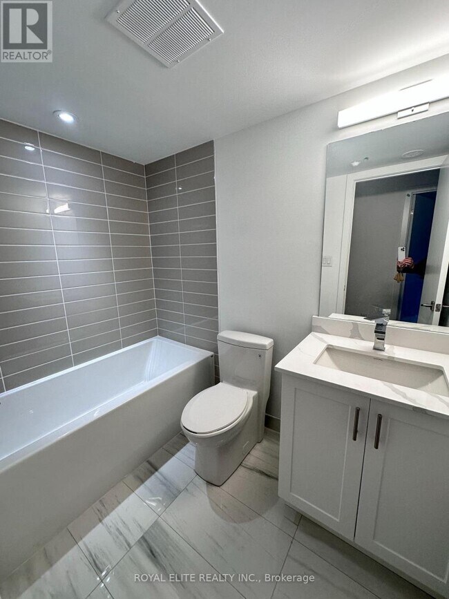 Photo du bâtiment - 1475 O'Connor Dr