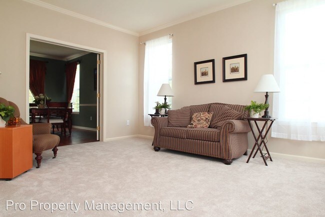 Foto del edificio - 425 Hillandale Blvd