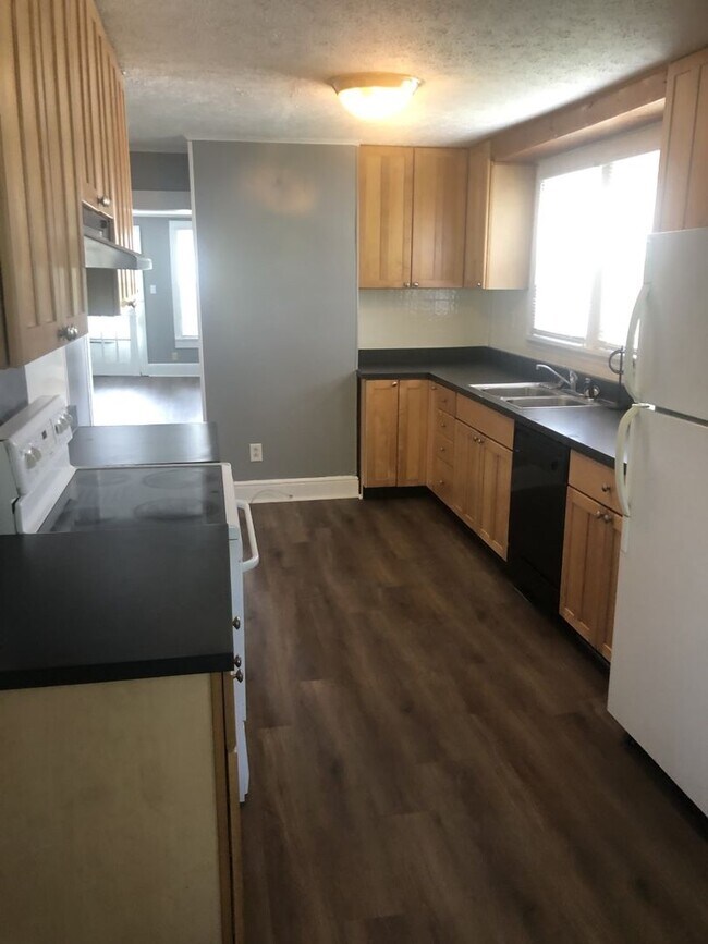 Foto del edificio - 3 Bedroom 1 Bath Home  Kingsport, TN