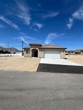 Building Photo - 13449 Mesquite Rd