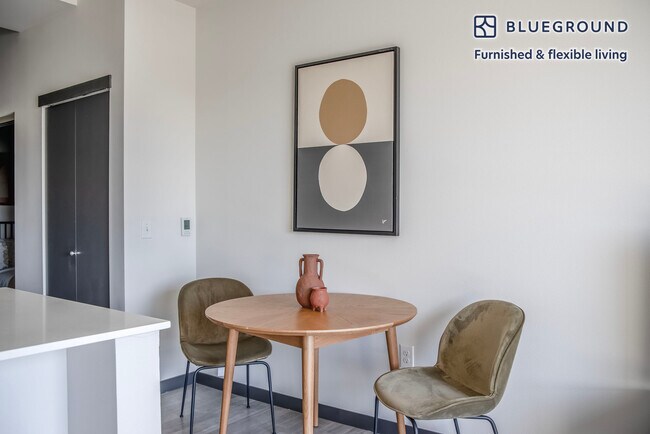 Foto del edificio - 15566 NE 22 Pl