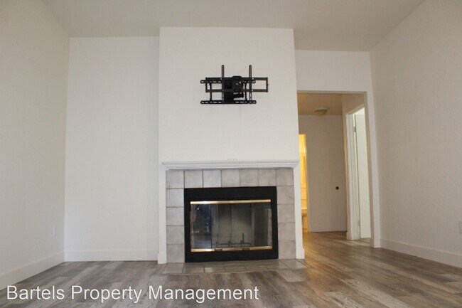 Building Photo - 2 br, 1 bath House - 1301 Forest Run