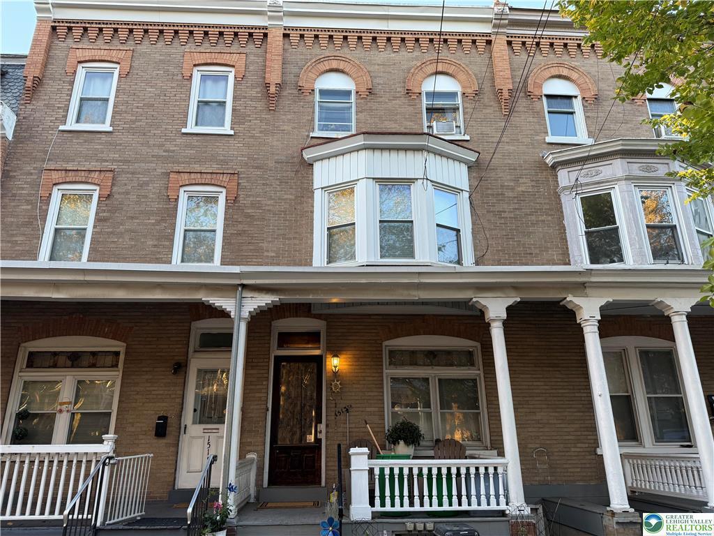 Primary Photo - 1513 W Chew St