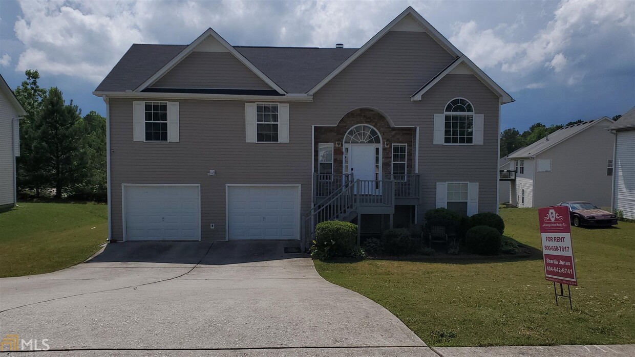 Primary Photo - 7236 Cedar Forest Dr