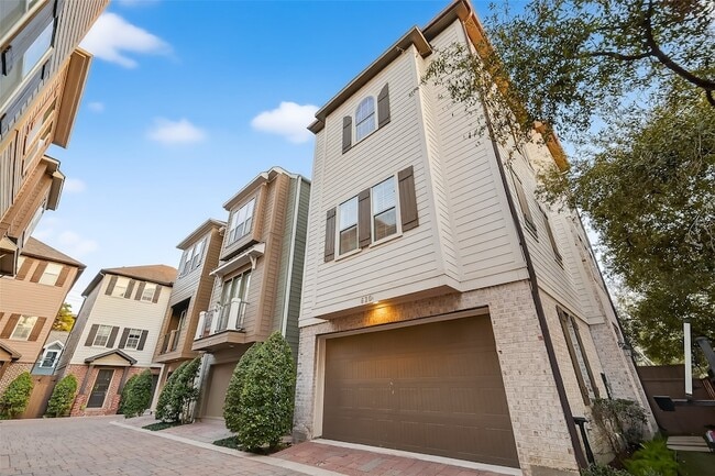 Foto del edificio - 620 Rutland St