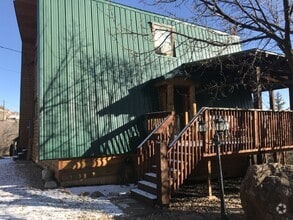 Building Photo - 300 Interlaken Dr