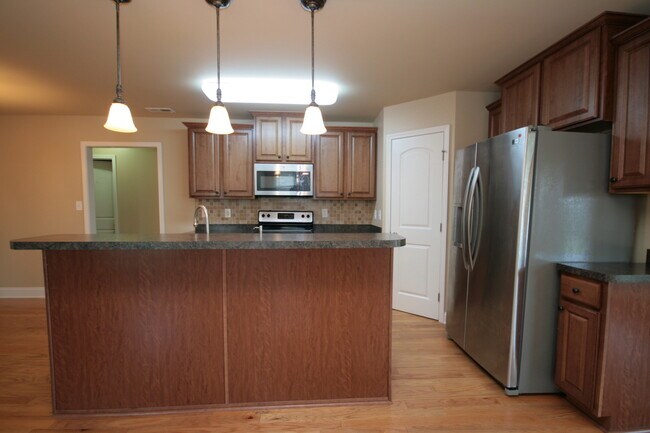 Building Photo - 239 Healey Dr