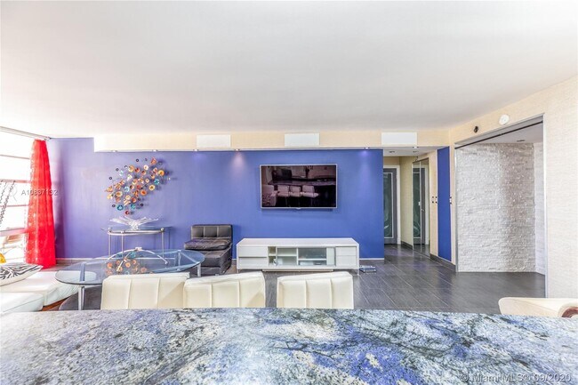 Foto del edificio - 230 174th St