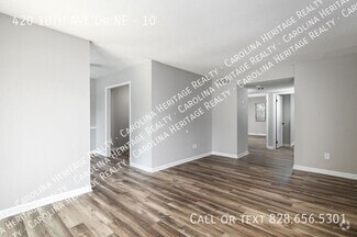 Building Photo - 420 10th Ave Dr NE