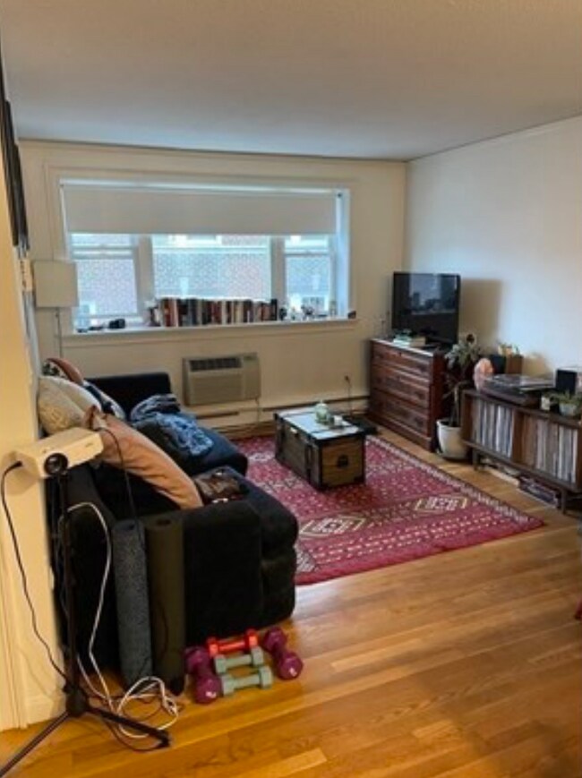 Foto del edificio - 1691 Cambridge St