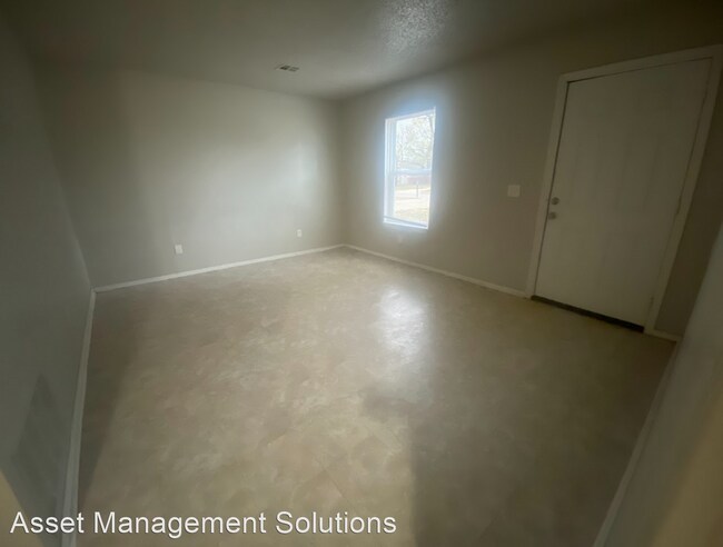Foto del edificio - 3 br, 2 bath House - 425 NW 120th  ST.