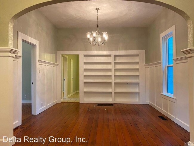 Building Photo - 3 br, 2 bath House - 142 West Street