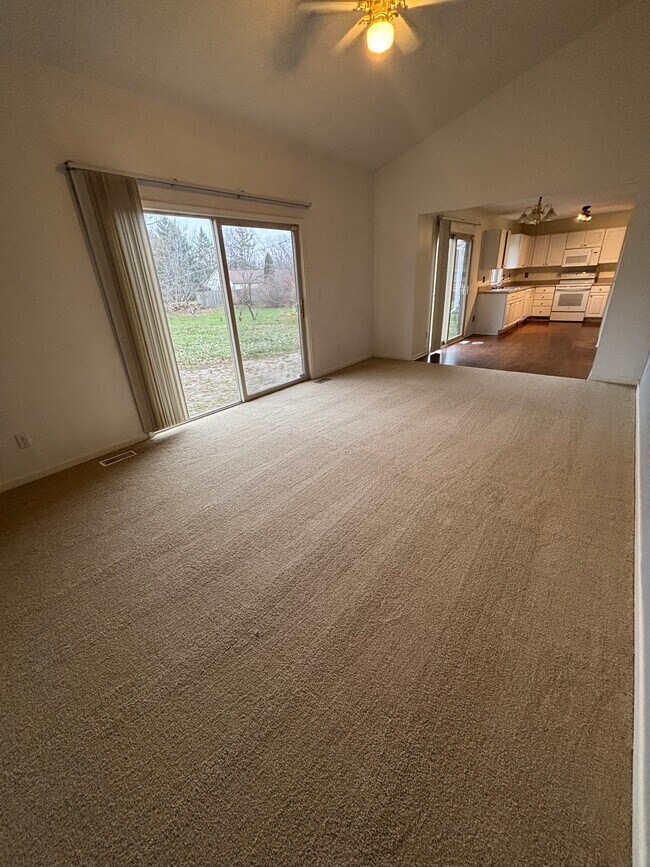 Foto del edificio - 6011 Hart St