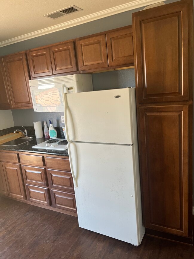 Foto del edificio - 521 Island Breeze Ln