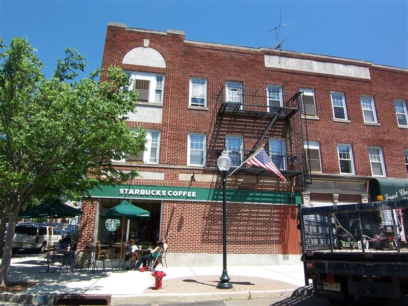 Primary Photo - 1 br, 1 bath Apartment - 66 Park Ave Apt 2