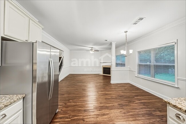 Building Photo - 514 Crestmont Ln