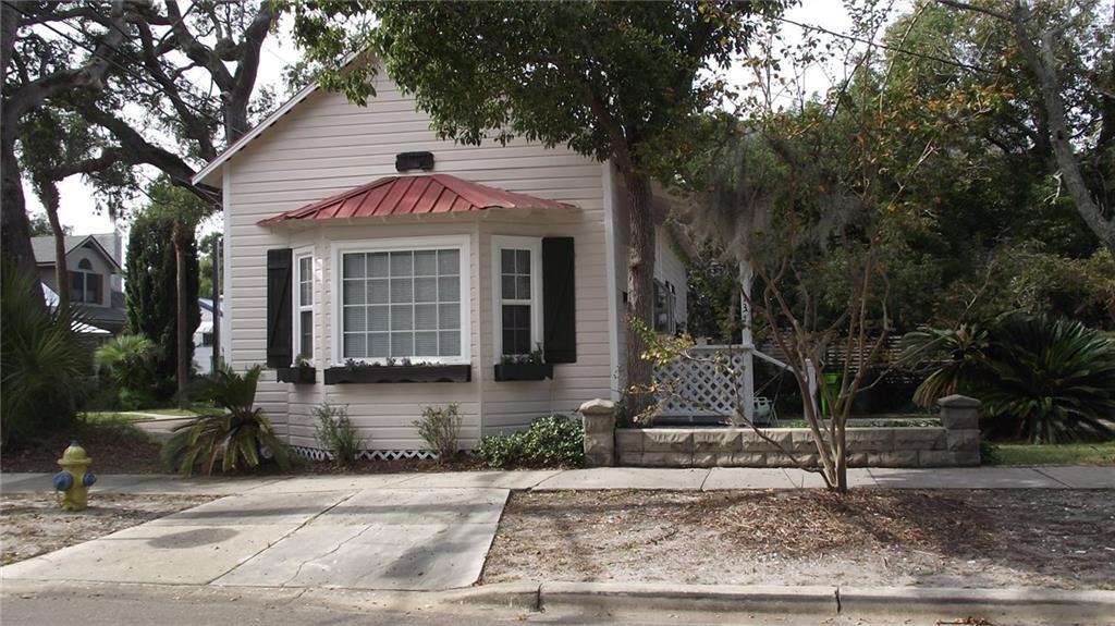 Primary Photo - 131 S 6th St