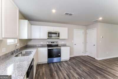 Building Photo - 207 Shalako Ln