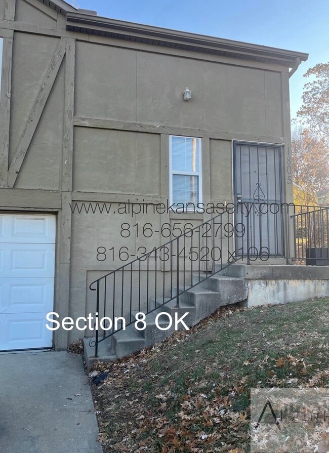 Building Photo - 1805 Jackson Ave