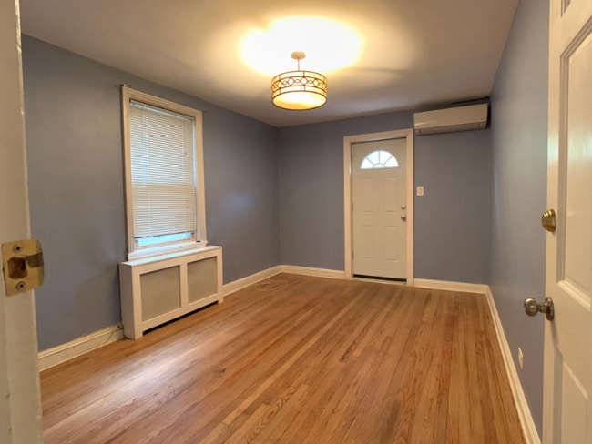 Photo - 2313 Tenbroeck Ave Apartment