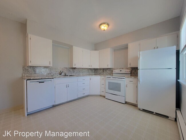 Building Photo - 3 br, 1.5 bath House - 2705 6th Ave N