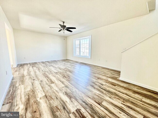 Building Photo - 76 Filbert Dr