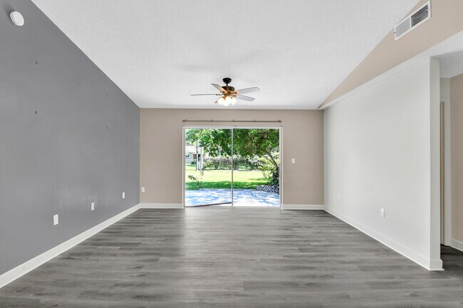 Foto del edificio - 131 Georgia Ave